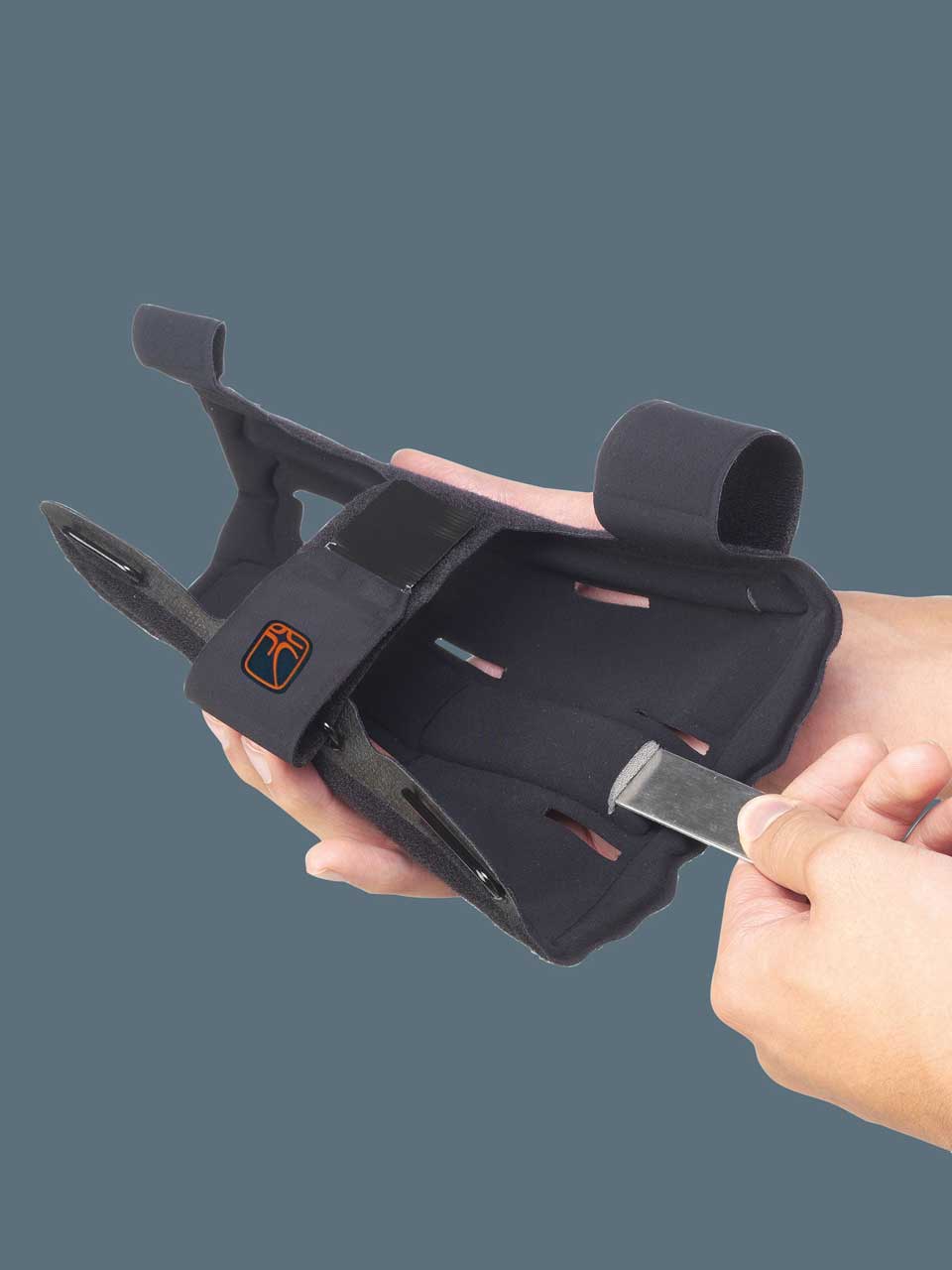 Короткий ортез на запястье МАНУЛИТ