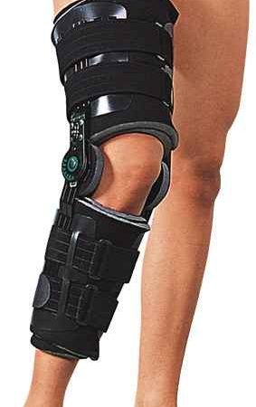 Post-operatory knee brace with range-of-motion system REGAIN 