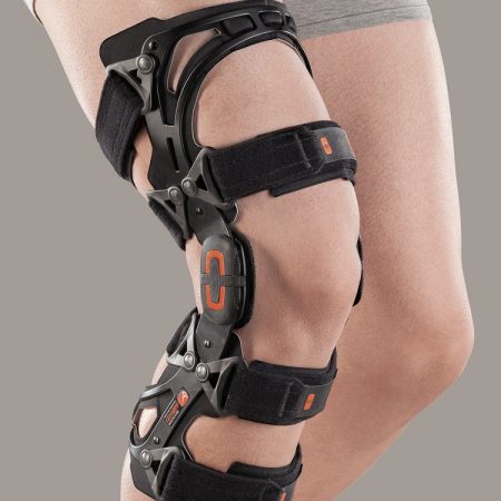 Functional knee brace for the ligaments PLUSPOINT 4 